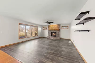 1242 Bristol Drive W, Sycamore, IL 60178 - Photo 8