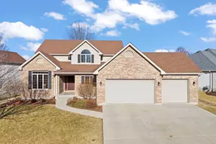 1242 Bristol Dr W, Sycamore, IL 60178 - Photo 1