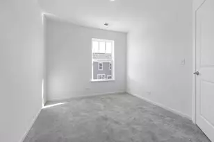 530 Wolverine Dr, Aurora, IL 60502 - Photo 14