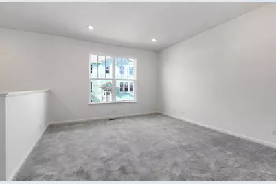 530 Wolverine Drive, Aurora, IL 60502 - Photo 8