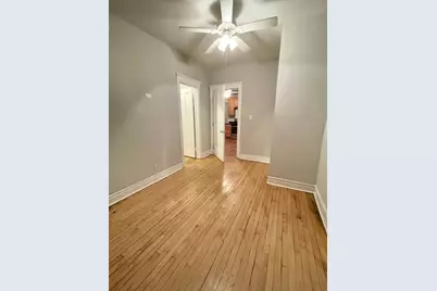 908 W Waveland Avenue #1, Chicago, IL 60613 - Photo 8