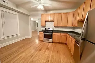 908 W Waveland Ave, Chicago, IL 60613 - Photo 4