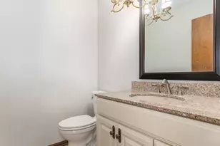277 Little Stonegate Ct, Cary, IL 60013 - Photo 20