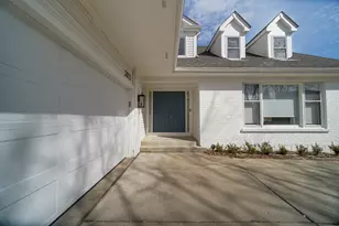 2873 Whispering Oaks Dr, Buffalo Grove, IL 60089 - Photo 1