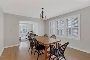 4550 W Thorndale Ave, Chicago, IL 60646 - Photo 6