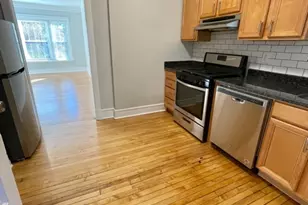 3700 N Fremont St, Chicago, IL 60613 - Photo 4