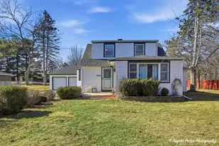 10219 W Illinois Ave, Beach Park, IL 60099 - Photo 1