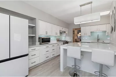 537 W Parkside Drive, Palatine, IL 60067 - Photo 4