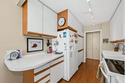 4170 N Marine Drive #21F, Chicago, IL 60613 - Photo 8