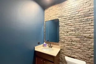 2301 W Belmont Ave, Chicago, IL 60618 - Photo 16