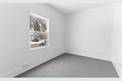 136 S Butrick Street, Waukegan, IL 60085 - Photo 10