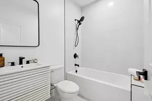 6753 N Hermitage Ave, Chicago, IL 60626 - Photo 12