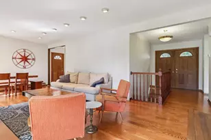 39563 N Channel View Dr, Antioch, IL 60002 - Photo 2