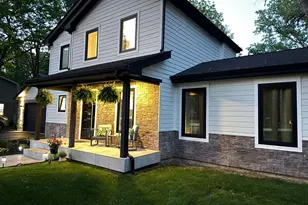 101 N Schoenbeck Rd, Prospect Heights, IL 60070 - Photo 2