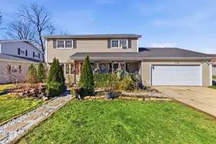 732 N Fordham Ave, Aurora, IL 60506 - Photo 1