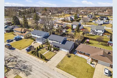 732 N Fordham Avenue, Aurora, IL 60506 - Photo 2