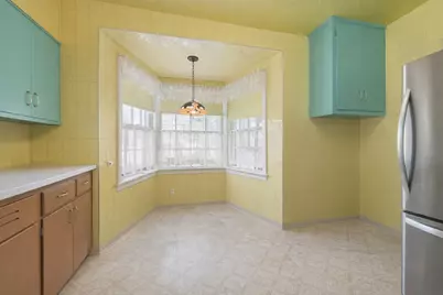 7758 W Hortense Avenue, Chicago, IL 60631 - Photo 10