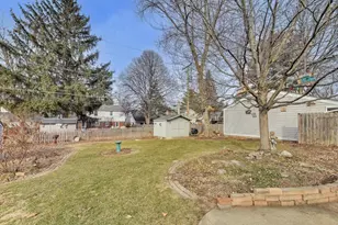 200 S Derbyshire Ln, Arlington Heights, IL 60004 - Photo 34