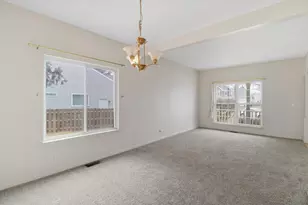 1338 Quail Ct, Antioch, IL 60002 - Photo 10