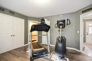 241 E Parallel St, Palatine, IL 60067 - Photo 18