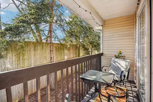 241 E Parallel St, Palatine, IL 60067 - Photo 32