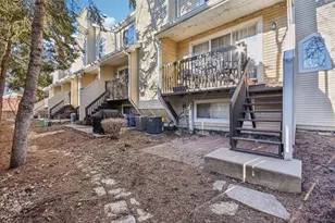 241 E Parallel St, Palatine, IL 60067 - Photo 32