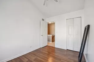 241 E Parallel St, Palatine, IL 60067 - Photo 26