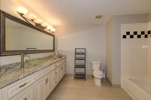 820 N First St, Elburn, IL 60119 - Photo 10