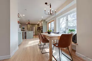 613 E Golf Rd, Libertyville, IL 60048 - Photo 14