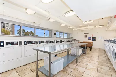 6171 N Sheridan Road #2104, Chicago, IL 60660 - Photo 18