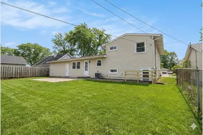 334 Stillwell Drive, Buffalo Grove, IL 60089 - Photo 18