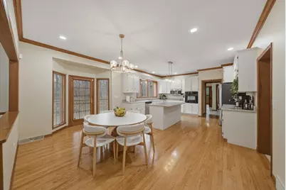 55 Oak Creek Drive, Yorkville, IL 60560 - Photo 14