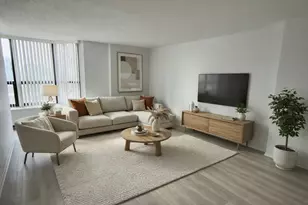 899 S Plymouth Ct, Chicago, IL 60605 - Photo 2