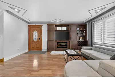 10532 S 80th Court, Palos Hills, IL 60465 - Photo 6