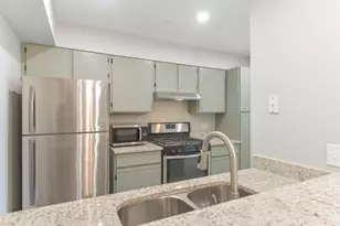 46 N Park Ave, Lombard, IL 60148 - Photo 4