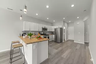 600 W Pleasant Ln, Lombard, IL 60148 - Photo 4