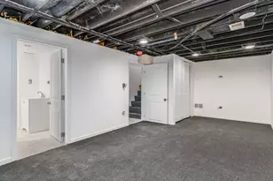 555 Monroe Rd, Bolingbrook, IL 60440 - Photo 14