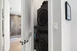 1800 W Grace St, Chicago, IL 60613 - Photo 10