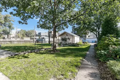 1821 N Sawyer Avenue #2, Chicago, IL 60647 - Photo 12