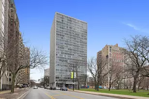 2400 N Lakeview Ave, Chicago, IL 60614 - Photo 1