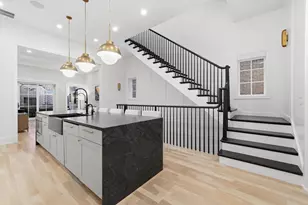 2674 N Burling St, Chicago, IL 60614 - Photo 12