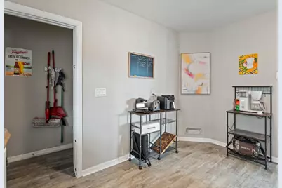 1204 W Lombard Street, Davenport, IA 52804 - Photo 16