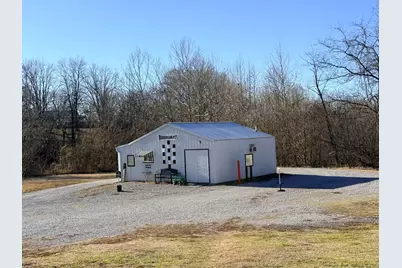 8193 Old Highway 13 Highway, Murphysboro, IL 62966 - Photo 44