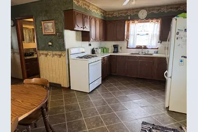 406 Opper Avenue, Granville, IL 61326 - Photo 6