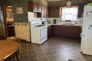 406 Opper Ave, Granville, IL 61326 - Photo 6