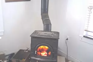 9867 W 17th St, Zion, IL 60099 - Photo 10