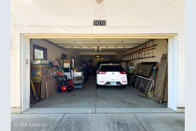 9030 Elm Avenue, Burr Ridge, IL 60527 - Photo 58