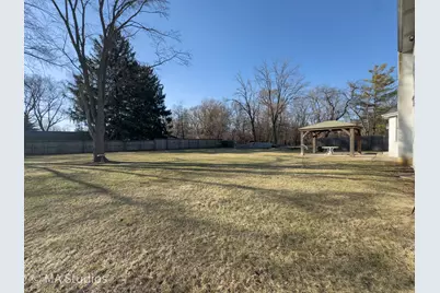 9030 Elm Avenue, Burr Ridge, IL 60527 - Photo 64