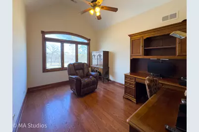 9030 Elm Avenue, Burr Ridge, IL 60527 - Photo 44