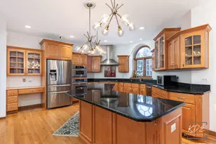 3307 Danlaur Ct, Naperville, IL 60564 - Photo 10